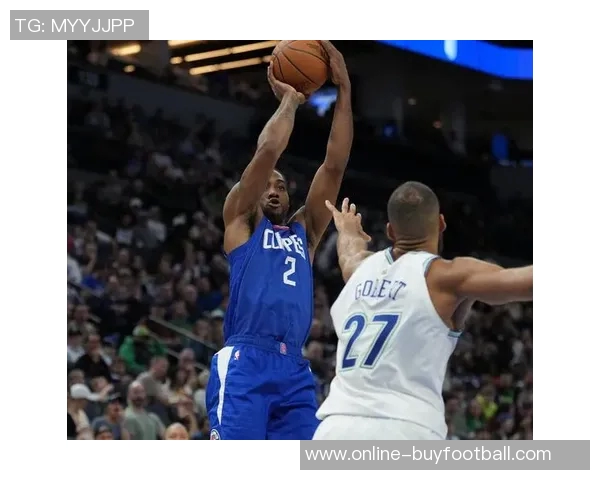 哈登经典跳投瞬间马绍尔背手防守不敢轻举妄动