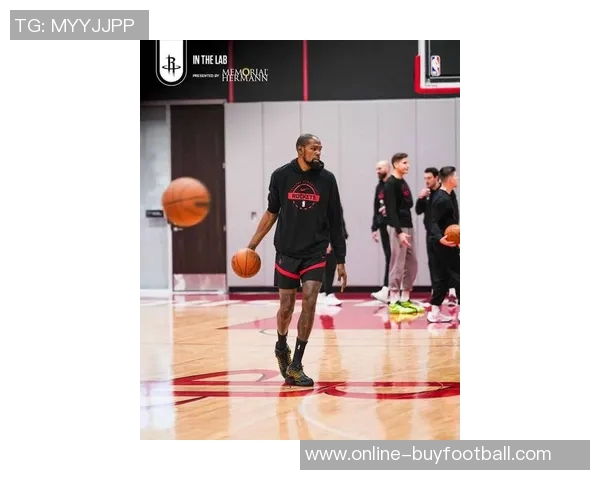 杜兰特生涯最低球权使用率场均出手仅168次引发关注