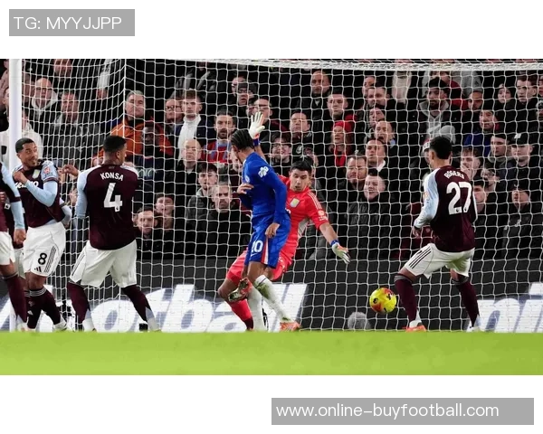 维拉队门将坚定信念即使赛季开局不佳也不减斗志