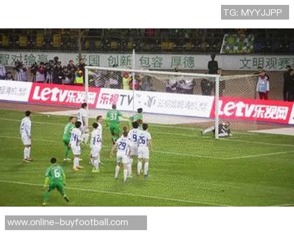 乔纳森戴维称赞儒尼尼奥为历史最佳任意球手总能进球的传奇表现 乔纳森戴维称赞儒尼尼奥为历史最佳任意球手总能进球的传奇表现