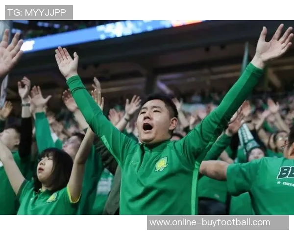 21371名球迷齐聚工体见证国安与大埔精彩对决热情高涨气氛火爆 21371名球迷齐聚工体见证国安与大埔精彩对决热情高涨气氛火爆