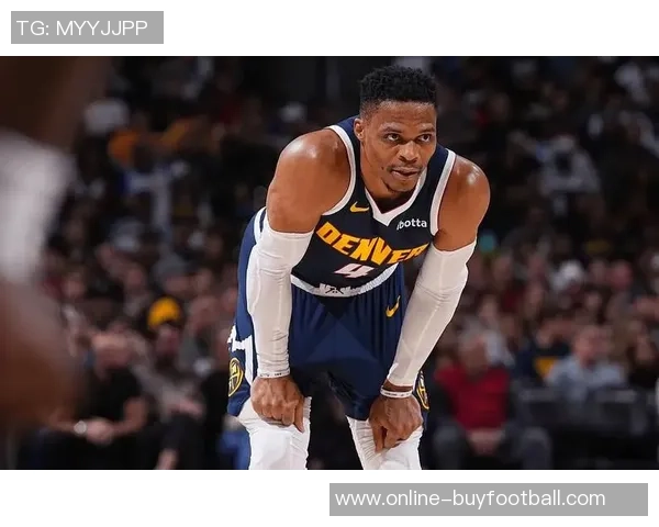 威少逆袭表现惊艳场均得分篮板助攻全面超越众星 威少逆袭表现惊艳场均得分篮板助攻全面超越众星