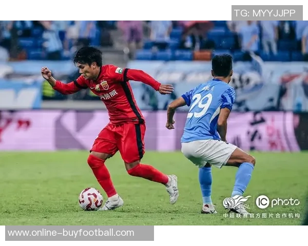 海港队实力欠缺引发关注球迷期待周末联赛表现提升