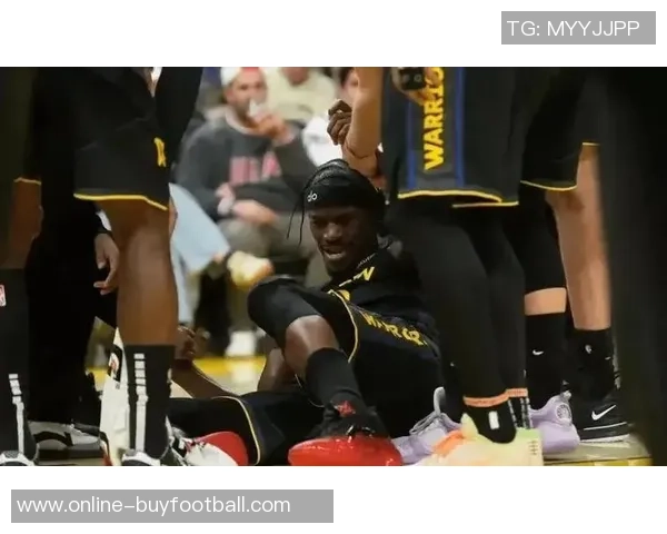 科尔谈巴特勒伤情仅知左膝受伤其余情况不明 科尔谈巴特勒伤情仅知左膝受伤其余情况不明