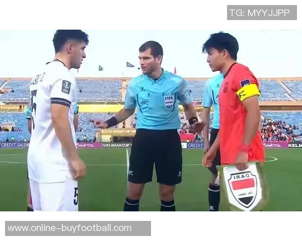 今日趣图:王钰栋头发被遮住后竟然神似姆巴佩引发网友热议 今日趣图:王钰栋头发被遮住后竟然神似姆巴佩引发网友热议