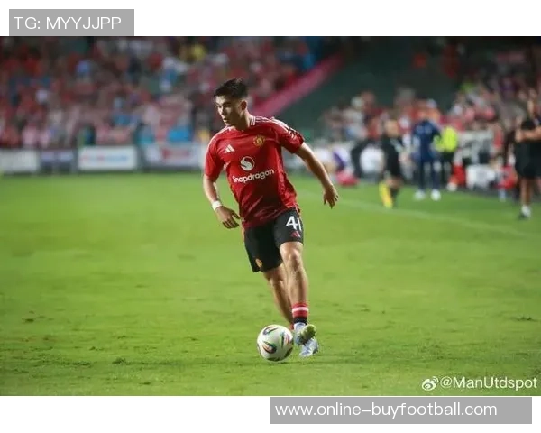 曼联外租小将阿玛斯腿筋受伤将回归俱乐部接受检查