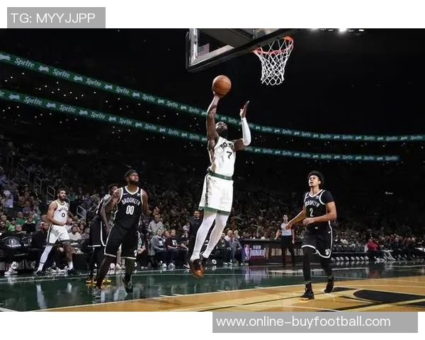 杰伦布朗全能表现助力球队稳定胜利30分10板5助3断展现全面实力 杰伦布朗全能表现助力球队稳定胜利30分10板5助3断展现全面实力