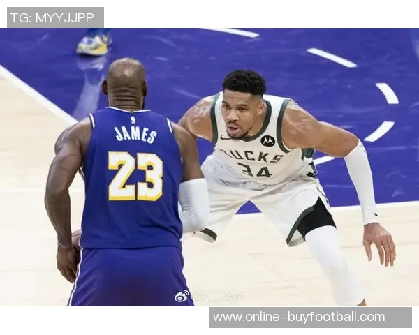 字母哥盛赞詹姆斯称其为所有运动员的榜样与自己最敬仰的球员之一